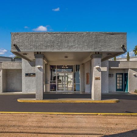 Knights Inn Tucson D.M.A.F Area Εξωτερικό φωτογραφία