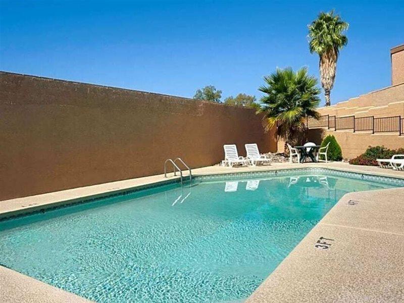 Knights Inn Tucson D.M.A.F Area Εξωτερικό φωτογραφία
