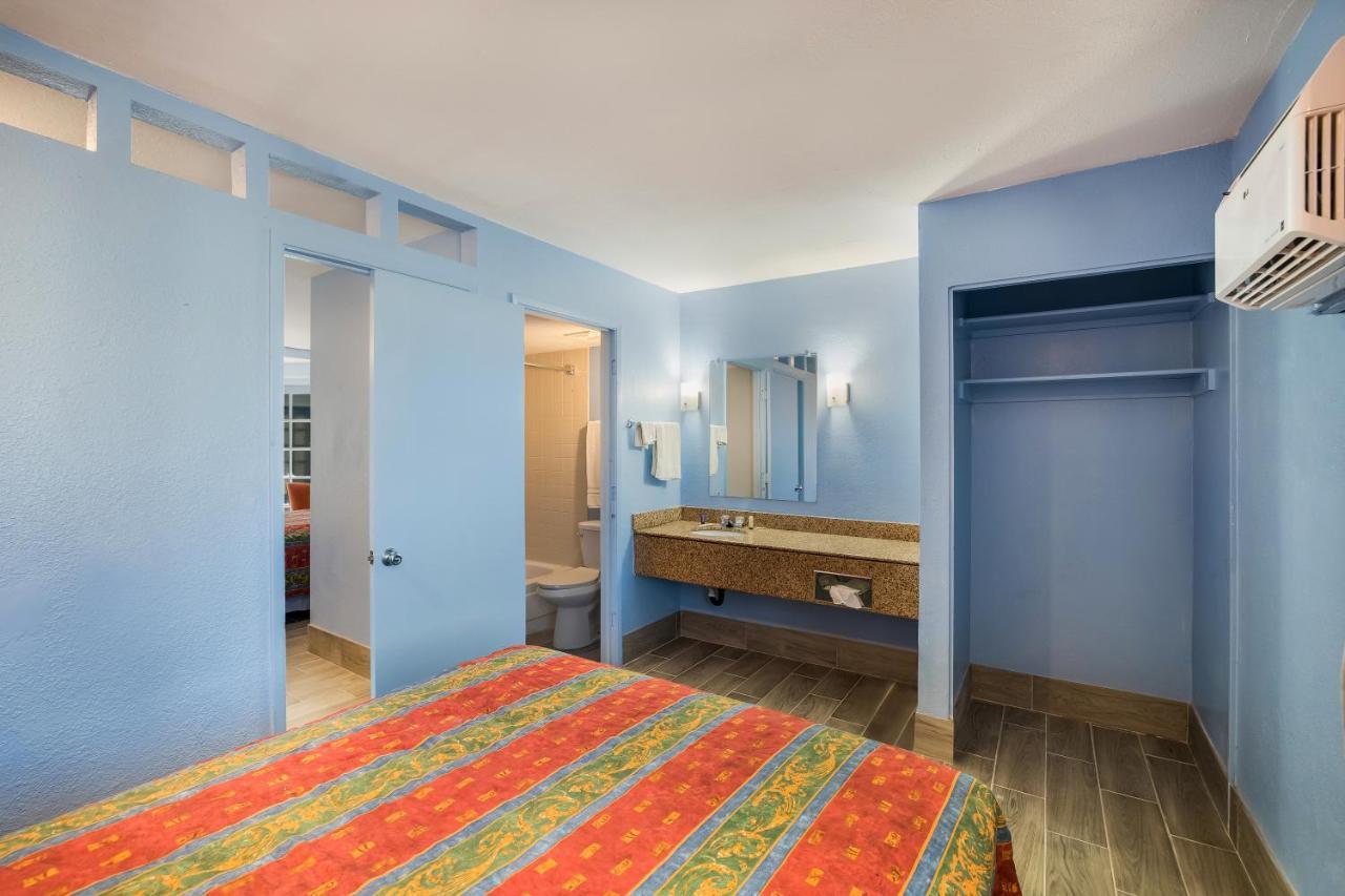 Knights Inn Tucson D.M.A.F Area Εξωτερικό φωτογραφία