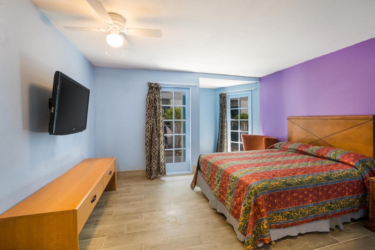Knights Inn Tucson D.M.A.F Area Εξωτερικό φωτογραφία